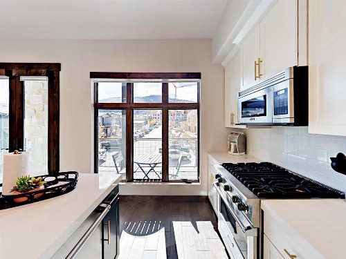 Blackstone Townhouse Unit #2A - image 5