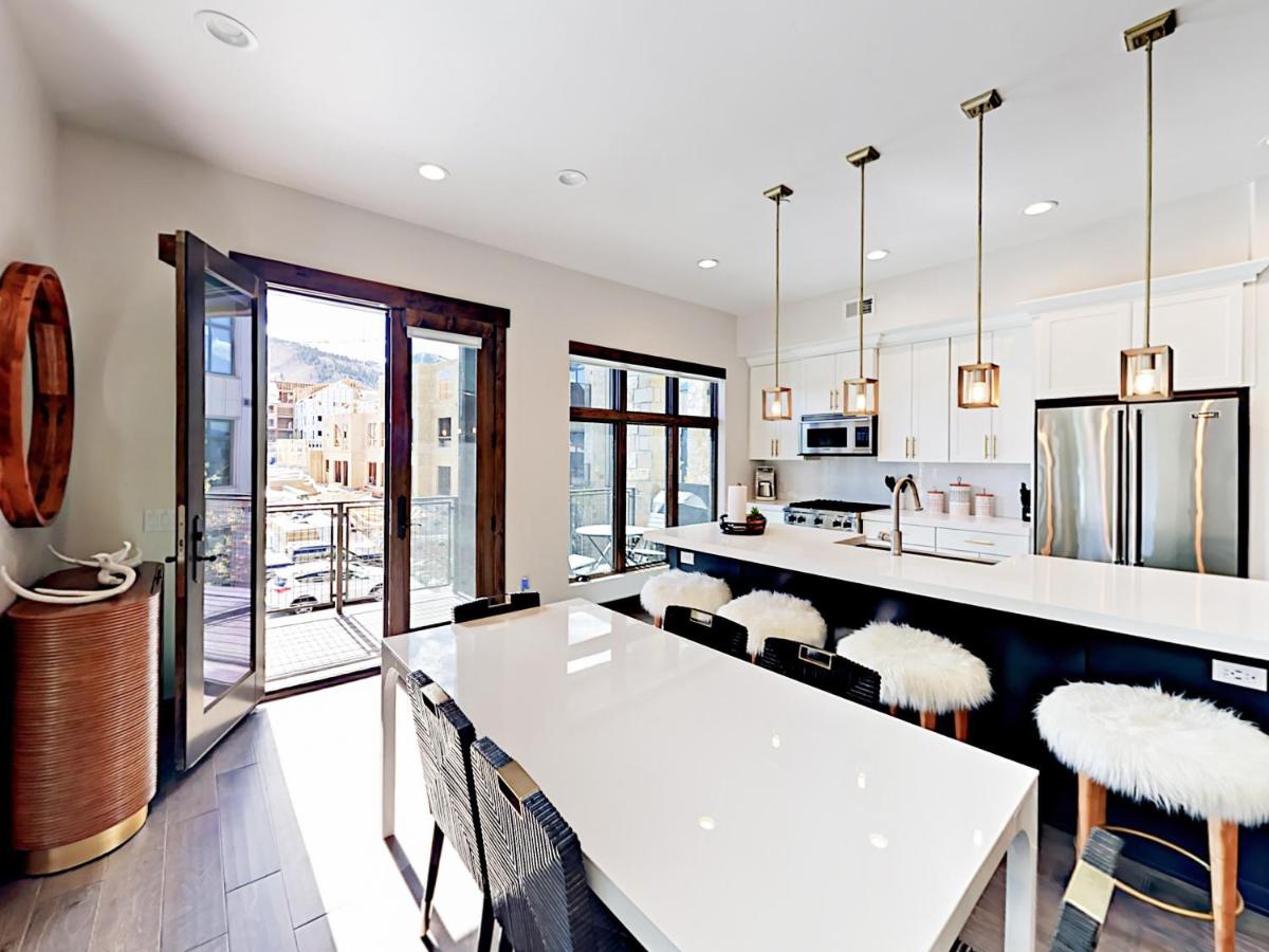 Blackstone Townhouse Unit #2A - image 7