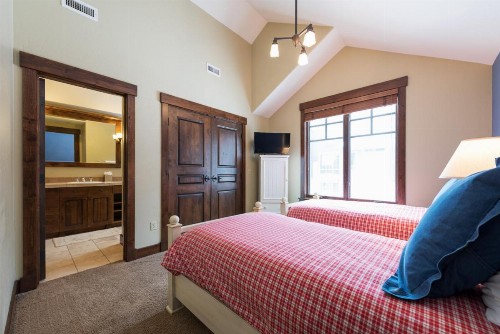Silver Star #603 - 3 Bed Condo w spa - image 4