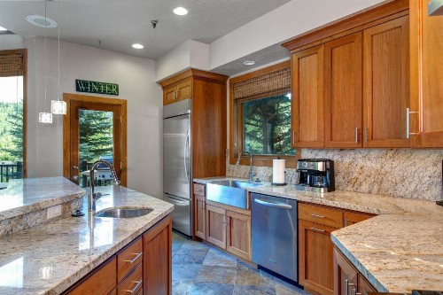 Deer Valley Pinnacle - image 9