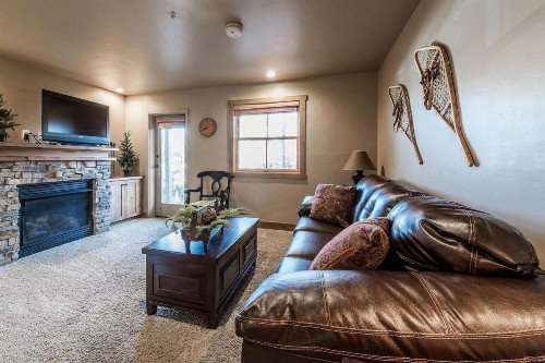 Jupiter Inn by Identity Properties - image 10