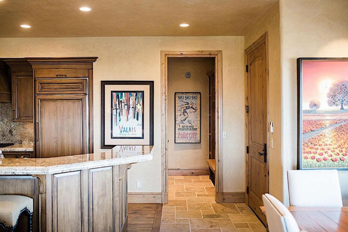 Vintage Mountain Townhome 19 by Casago - main image