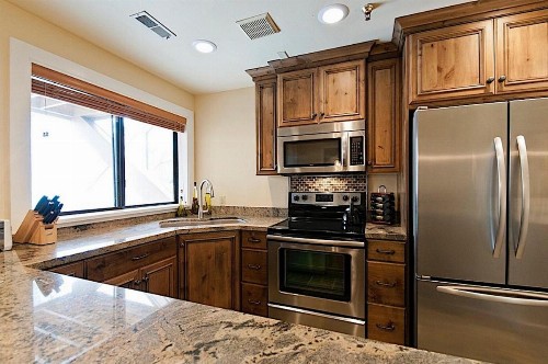 Deer Valley Retreat by Casago - image 11