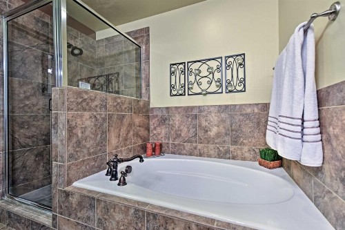 Park City Condo with Resort Pool and Hot Tub by 3 Resorts