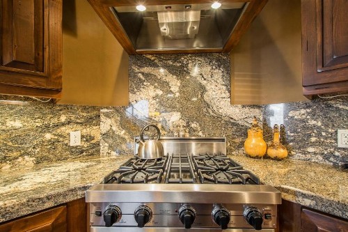 Park City Townhouse with Hot Tub and Luxury Amenities! - image 5
