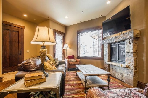 Park City Townhouse with Hot Tub and Luxury Amenities! - image 8
