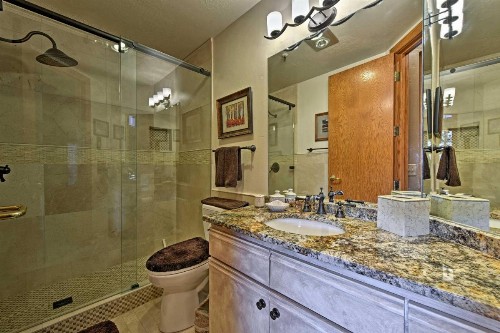 Park City Home -Hot Tub Sauna and Deck with Mtn Views!