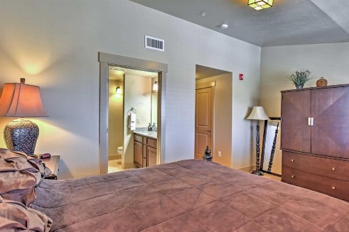 Airy Bear Hollow Condo 5 Mi to Park City Mountain - image 10