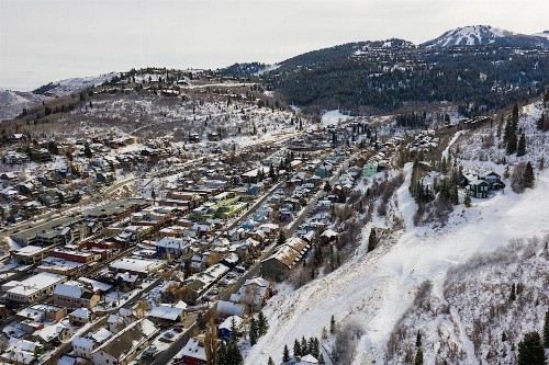 Ski and Ride Woodside by Casago - image 11