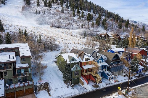 Ski and Ride Woodside by Casago - image 8