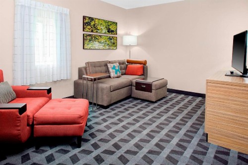 TownePlace Suites by Marriott Parkersburg - image 2