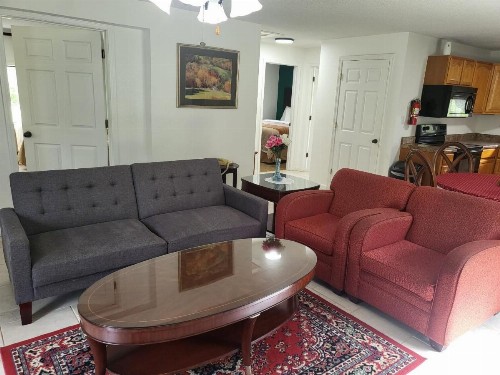 Pinetree Inn - image 30