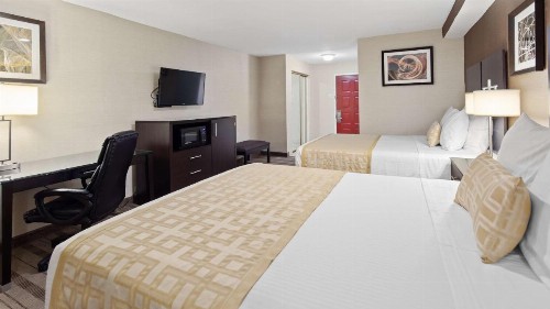 Best Western Pasadena Royale Inn & Suites - image 13