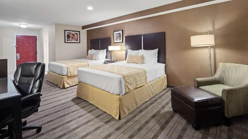 Best Western Pasadena Royale Inn & Suites - image 17