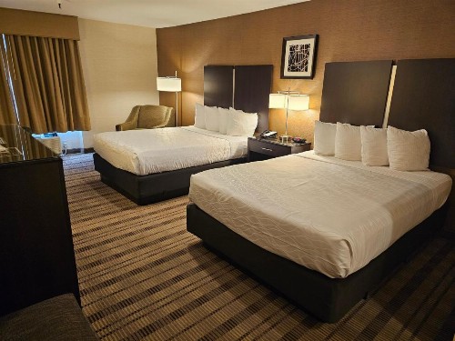 Best Western Pasadena Royale Inn & Suites - image 27