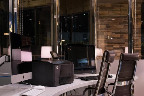 Holiday Inn Express Hotel & Suites Pasadena-Colorado Boulevard an IHG Hotel - image 3