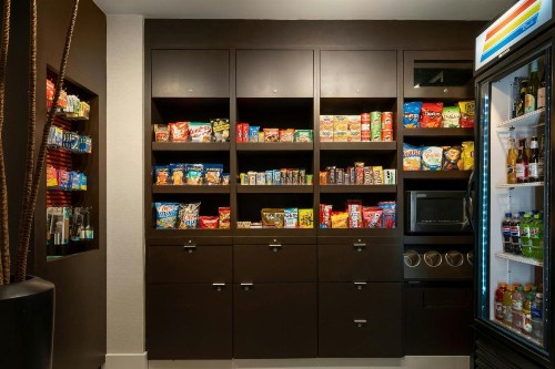Courtyard by Marriott Los Angeles Pasadena Old Town - image 10