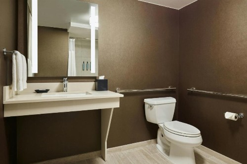 Courtyard by Marriott Los Angeles Pasadena Old Town - image 29