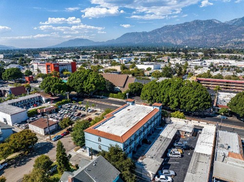 Rodeway Inn & Suites - Pasadena