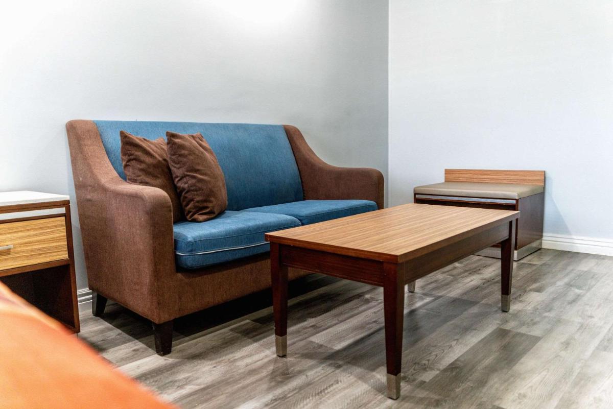 Rodeway Inn & Suites - Pasadena - image 5