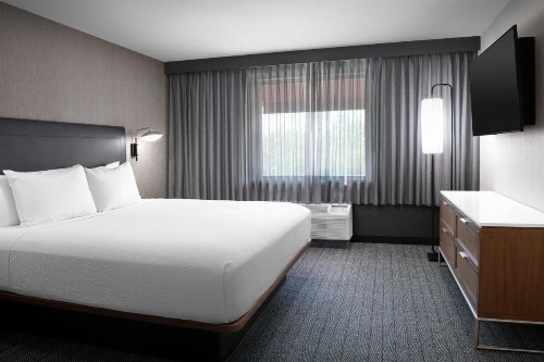 Courtyard by Marriott Paso Robles - image 44