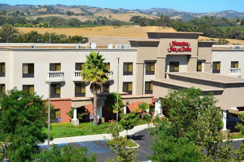 Hampton Inn & Suites Paso Robles - image 2