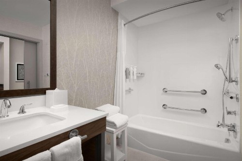 Hampton Inn & Suites Paso Robles - image 28