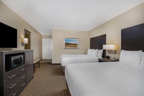 La Quinta by Wyndham Paso Robles - image 14