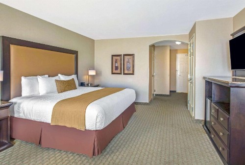 La Quinta by Wyndham Paso Robles - image 21