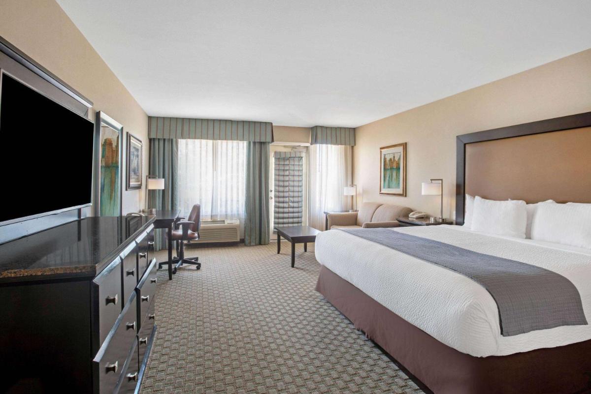 La Quinta by Wyndham Paso Robles - image 6