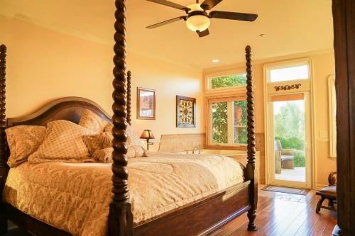 High Ridge Manor - image 3