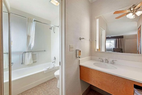 Best Western Plus Black Oak - image 10