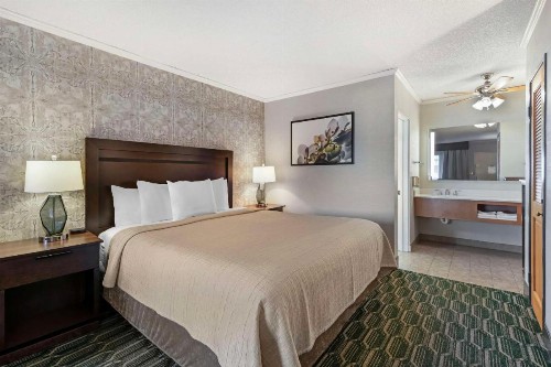 Best Western Plus Black Oak - image 15
