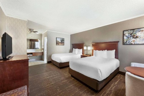 Best Western Plus Black Oak - image 31
