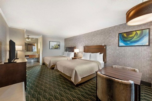 Best Western Plus Black Oak - image 36
