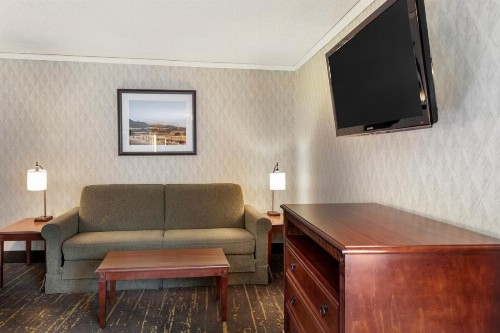 Best Western Plus Black Oak - image 45