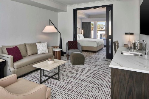 La Bellasera Hotel & Suites - image 45
