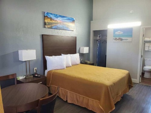Bestway Inn - image 11