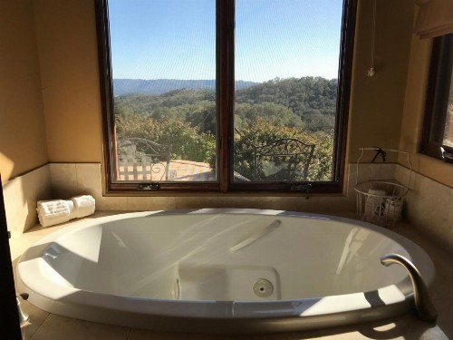 Dunning Vineyards Guest Villa - image 5