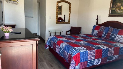 Economy Inn Paso Robles - image 25