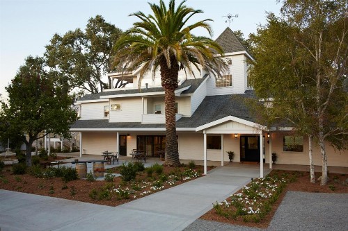 SummerWood Inn - image 8