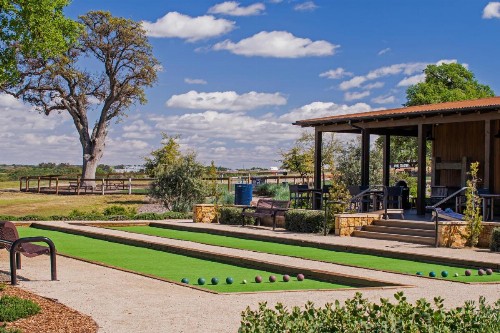 Cava Robles RV Resort - image 2