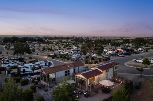 Cava Robles RV Resort - image 45