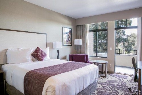 Hotel Siri Downtown - Paso Robles - image 19