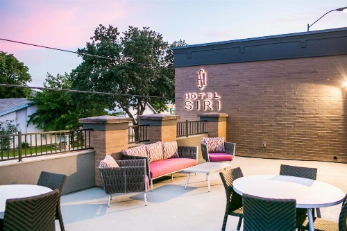 Hotel Siri Downtown - Paso Robles - image 39