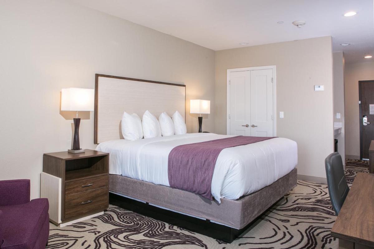 Hotel Siri Downtown - Paso Robles - image 4