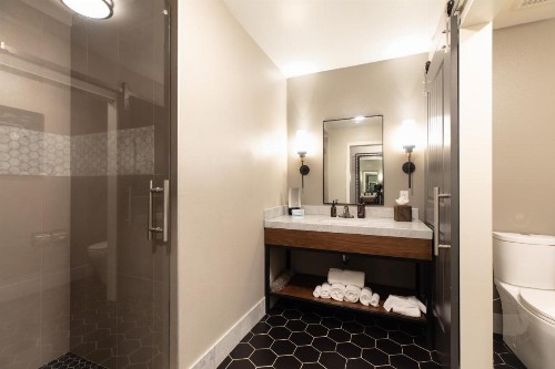 Oxford Suites Paso Robles - image 16
