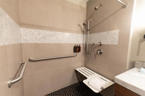 Oxford Suites Paso Robles - image 47