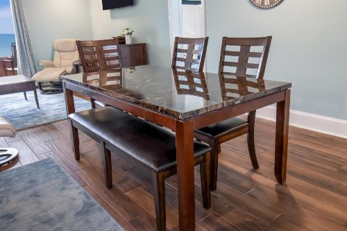 Oceanfront Litchfield Inn - image 37