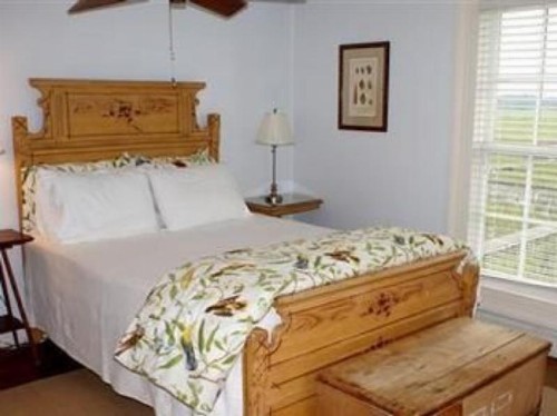 Pelican Inn - image 3